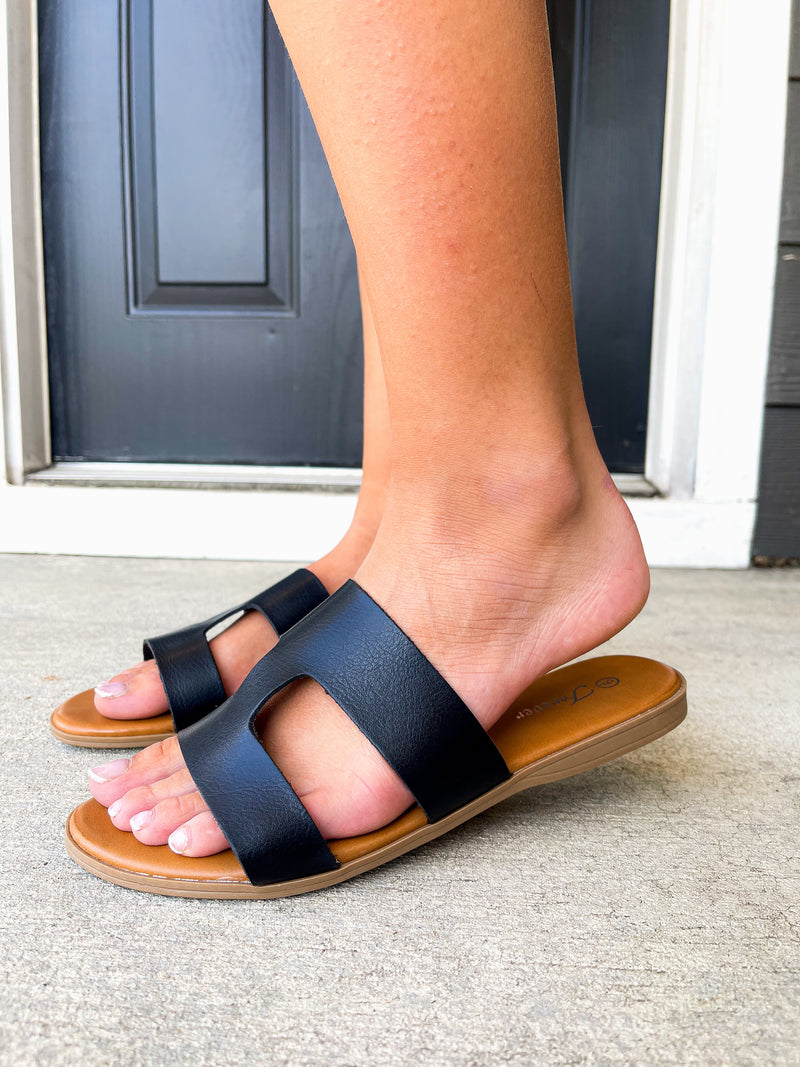 Ample Sandal