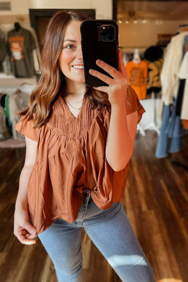 Chloe Flowy Top